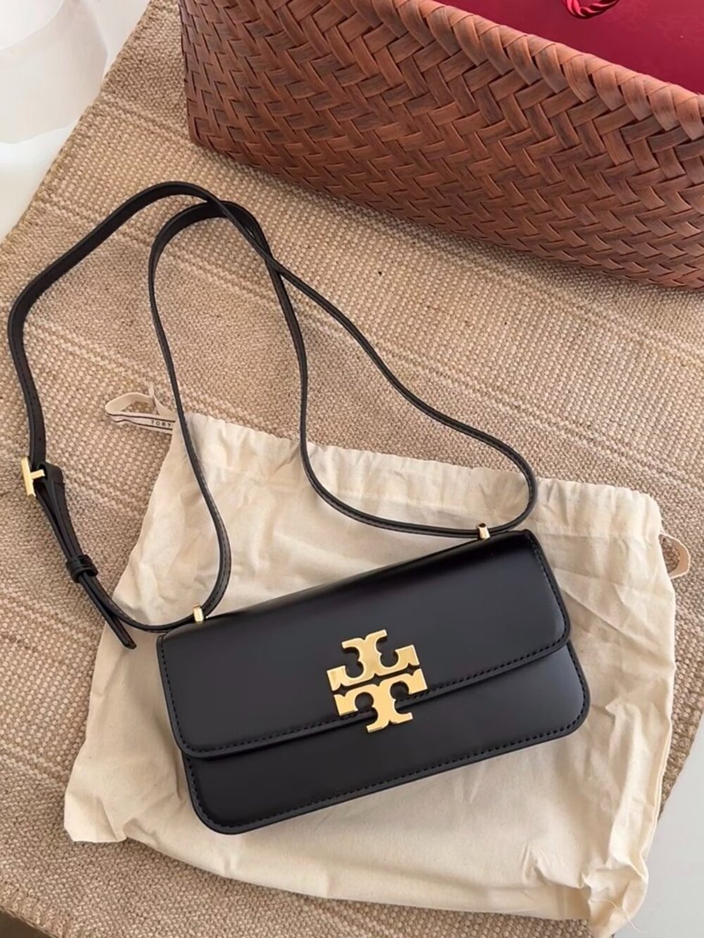 NWOT Tory Burch Small Eleanor E/W Bag Black